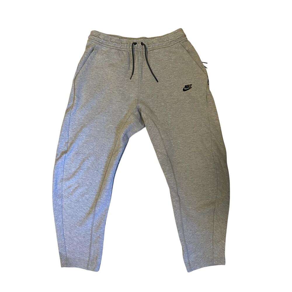 Nike Sportswear Men's Size M Gray Tech Fleece Tapered Jogger Sweatpants